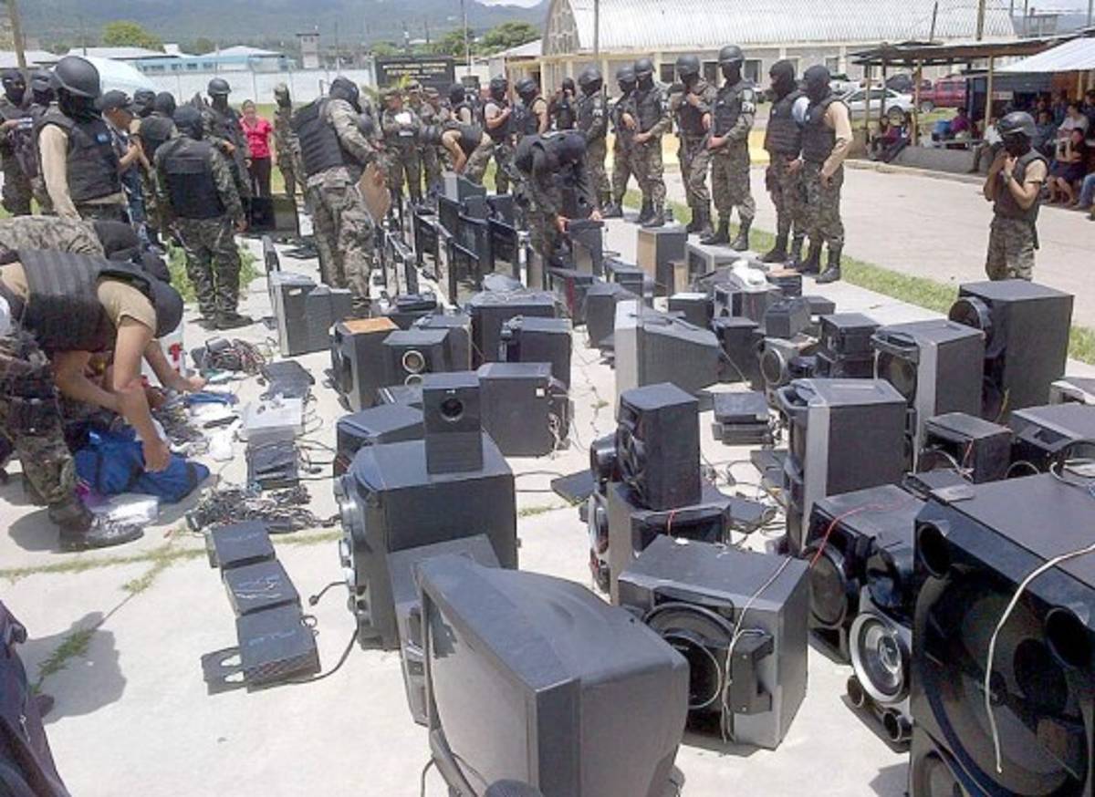 Con plasmas y PlayStation se divierten reos en la PN