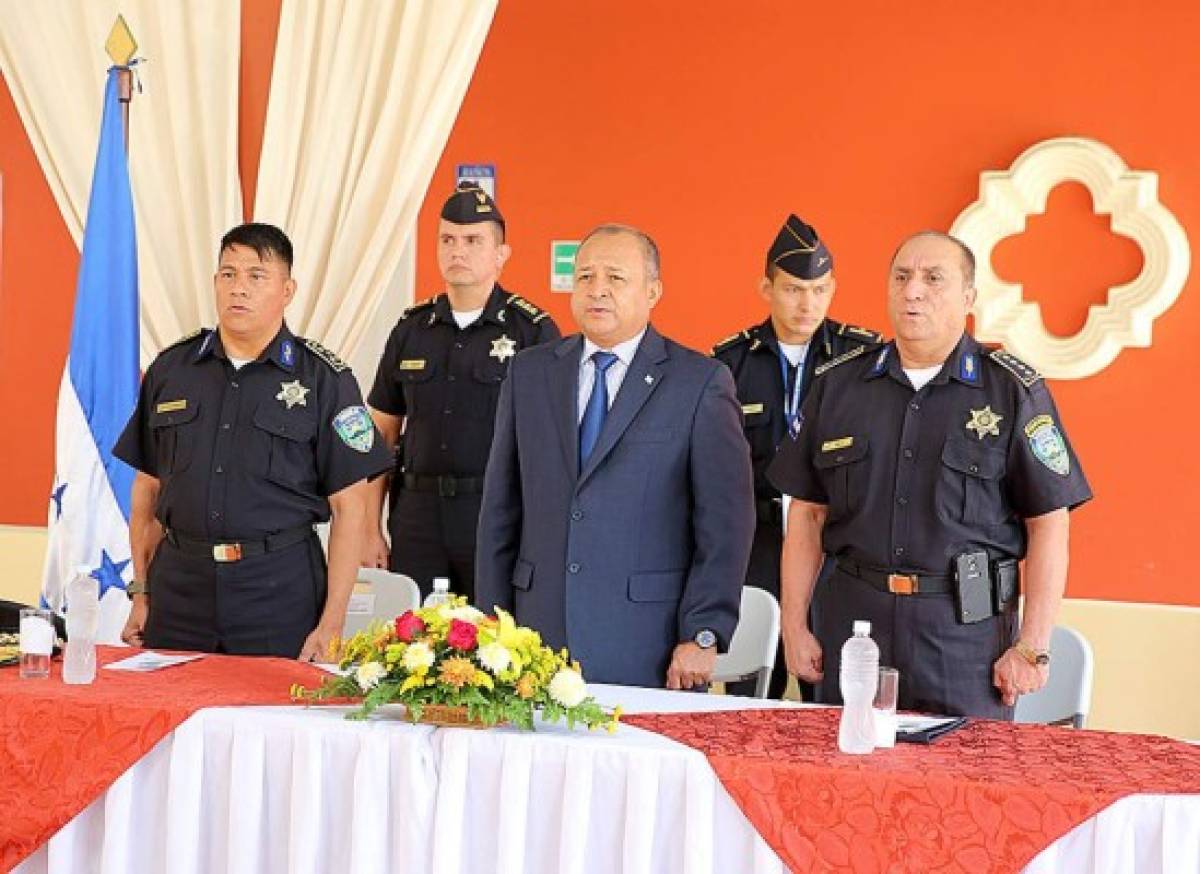 Nueve jefes policiales asumen funciones en Honduras