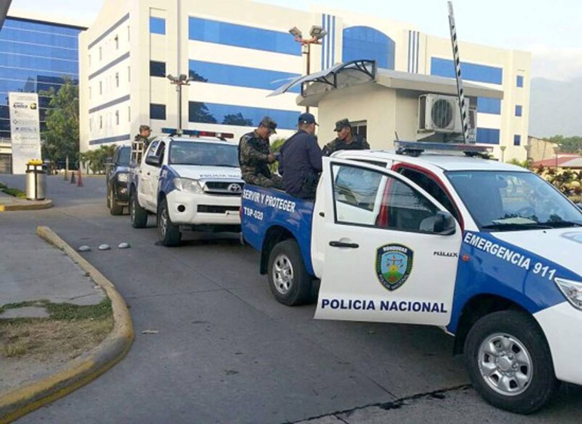 Trasladan al batallón a John Charles Bográn