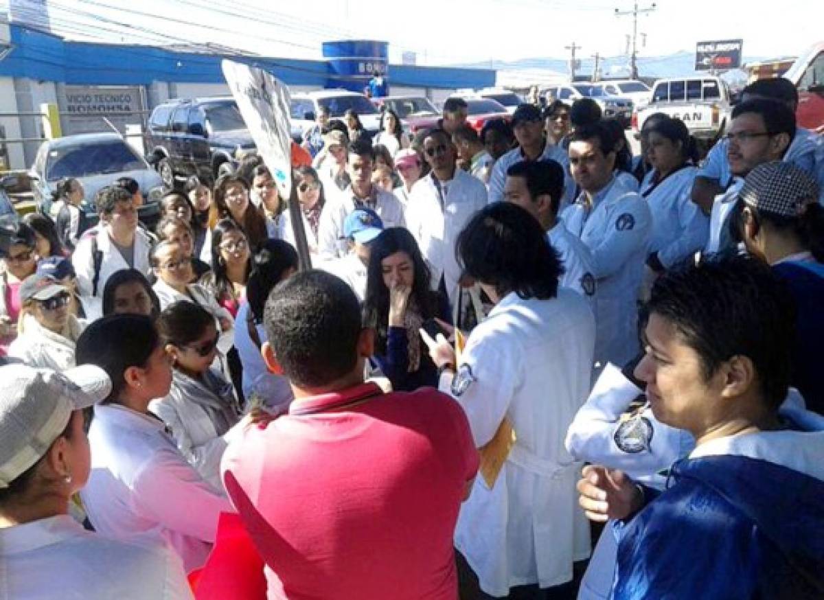 Nueva protesta de estudiantes de medicina