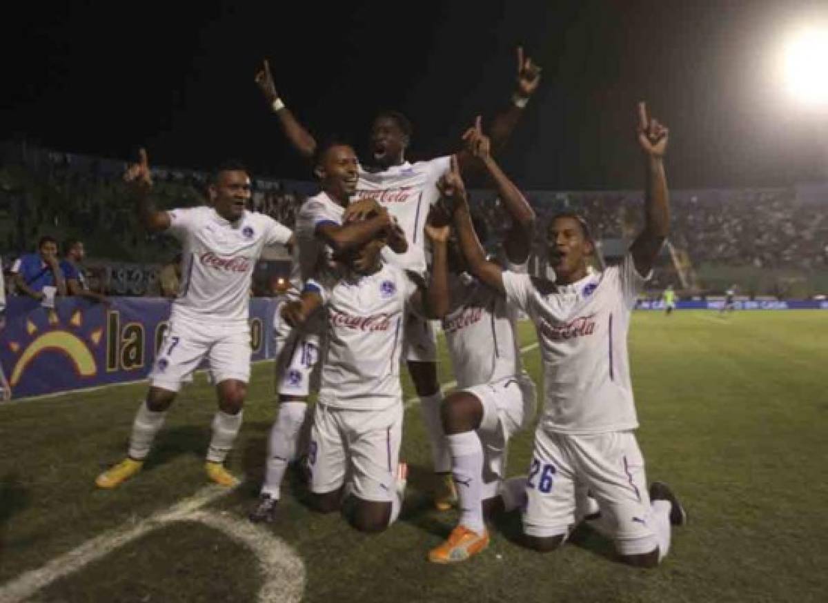 Anthony Lozano adelanta a Olimpia, pero Motagua aún vive