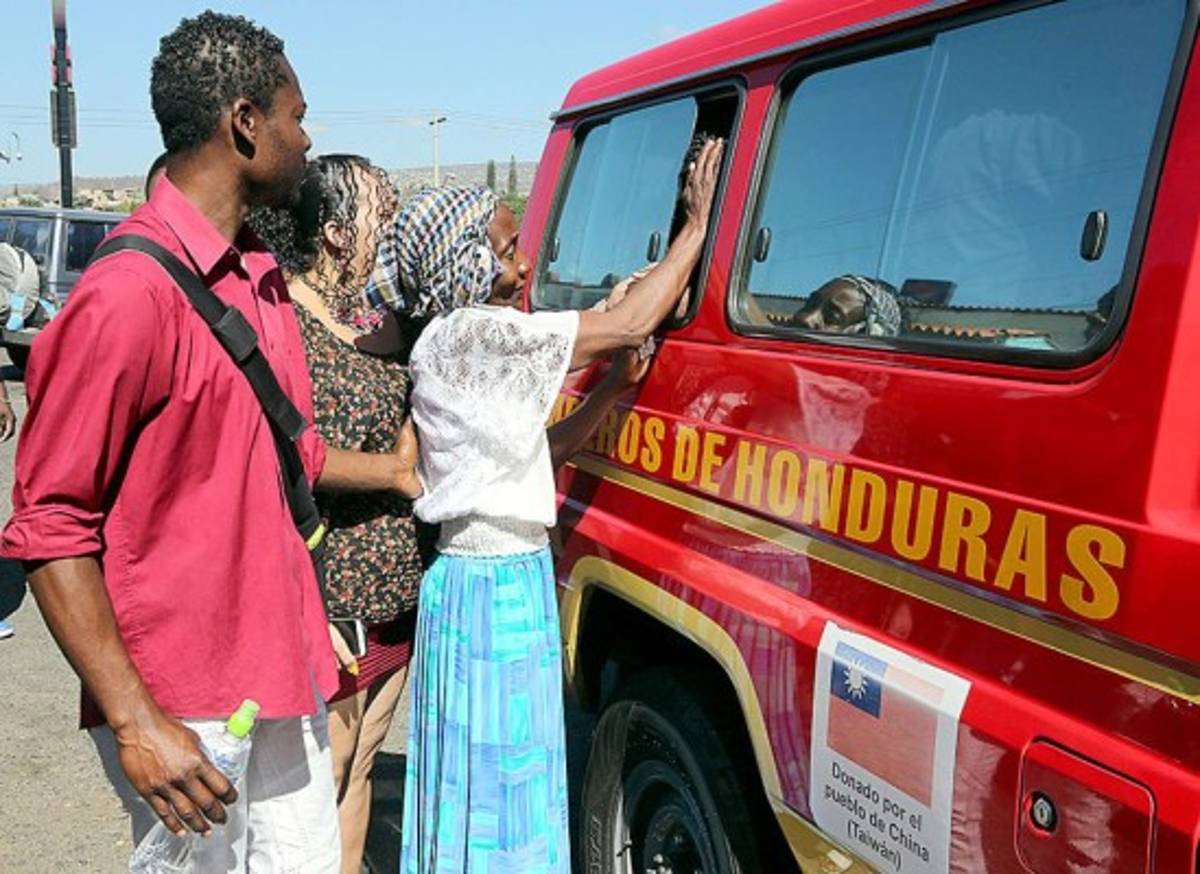 Trasladan a Boston a menores quemados