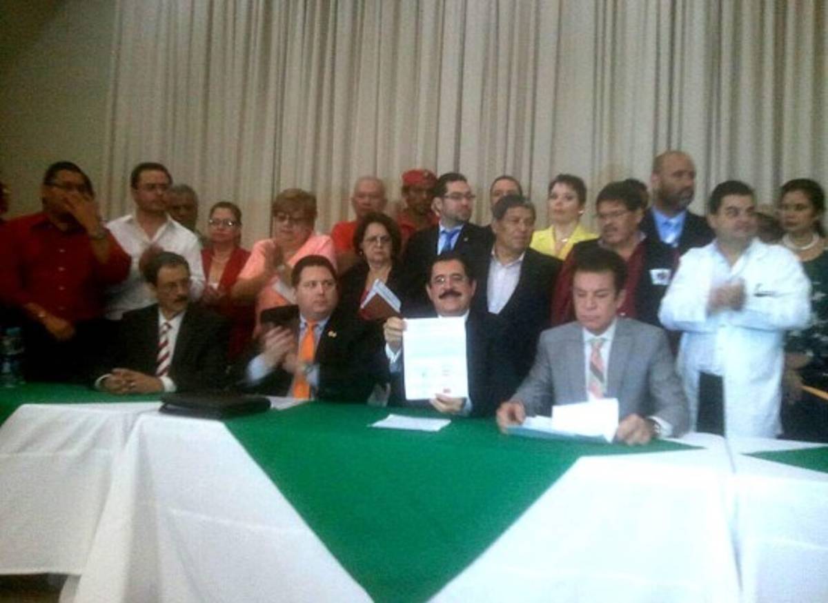 Cuatro partidos de la oposición en Honduras firman acuerdo de unidad