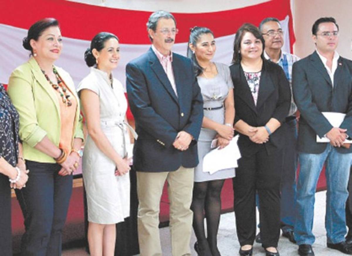 Reelección tiene divididos a liberales