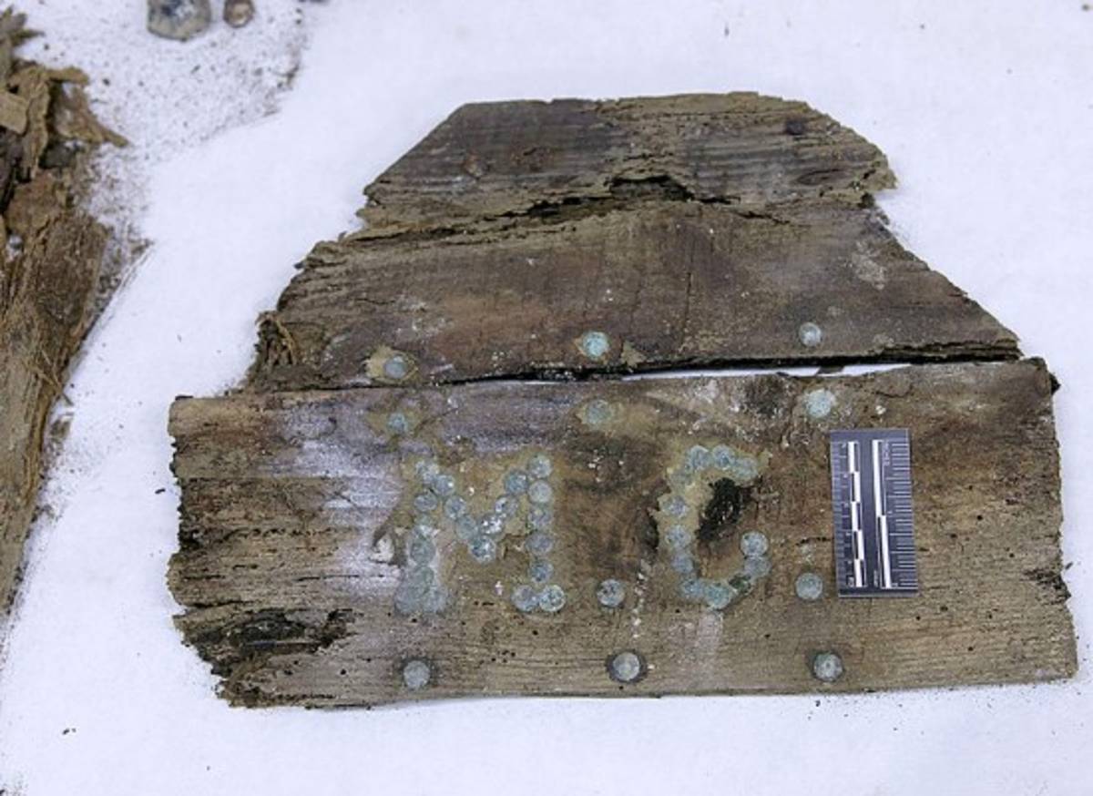 Hallan tumba que podría ser de Miguel de Cervantes