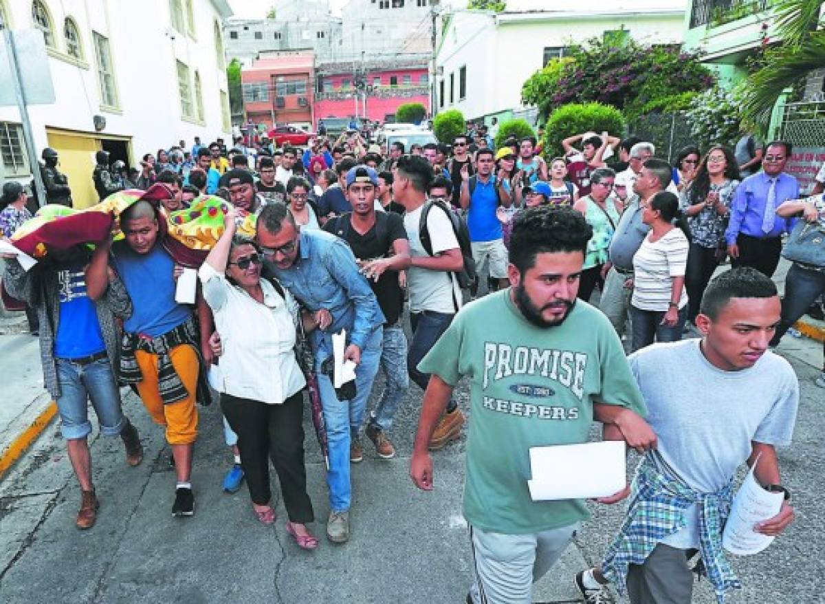 Honduras: Revisarán videos de ocho horas que inculparían a universitarios