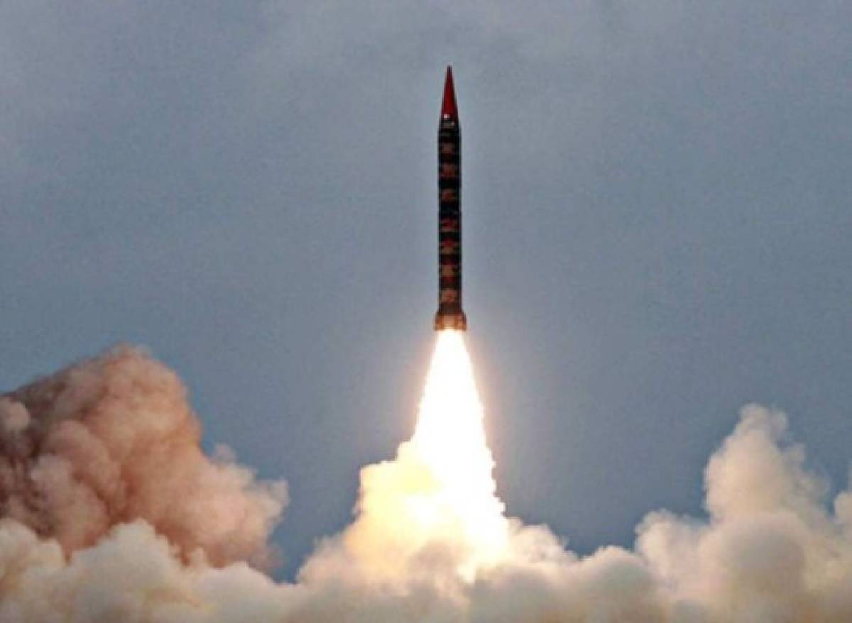 Corea del Norte disparó misiles hacia el mar de Japón