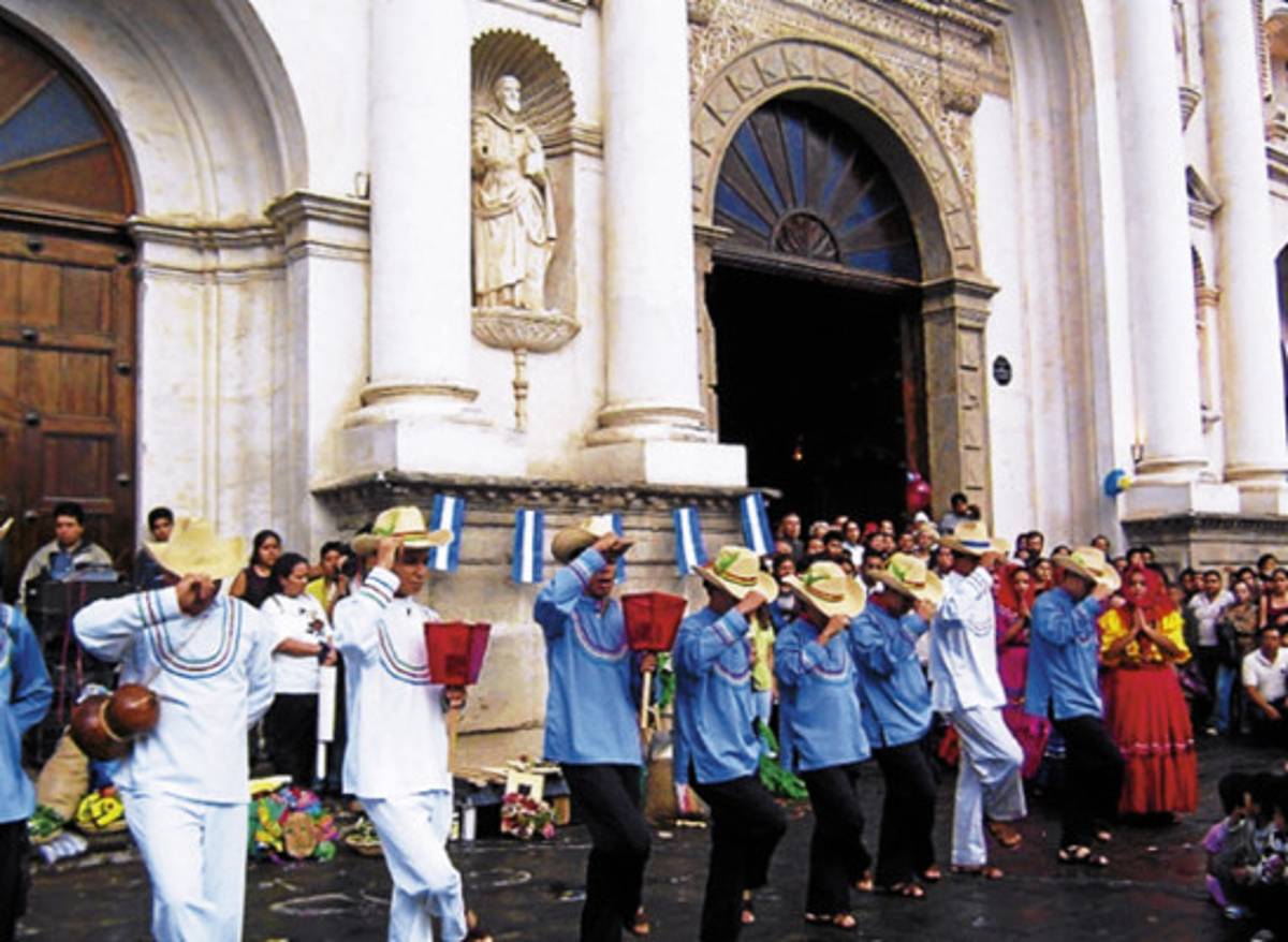 Campeones del folclore