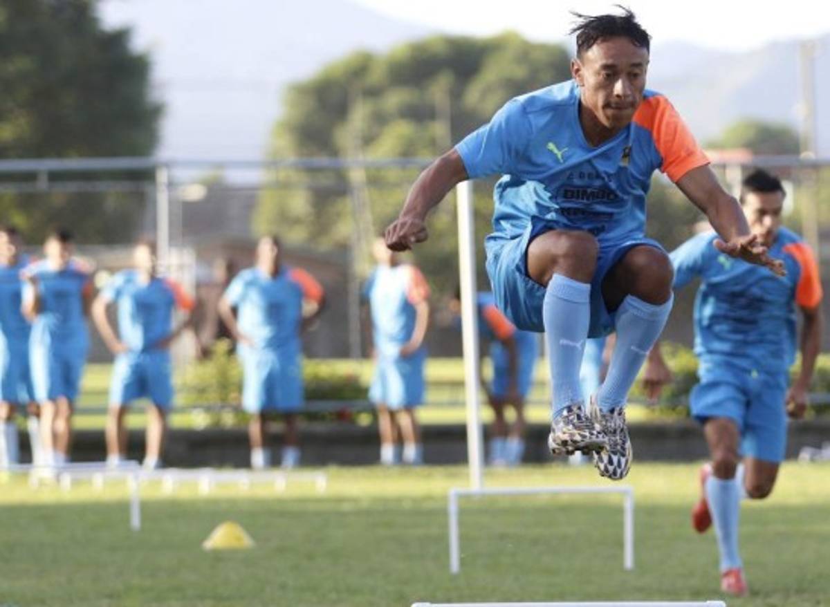 Futbolistas resienten el ISR y Portillo tiró: 'Es impuesto de guerra”