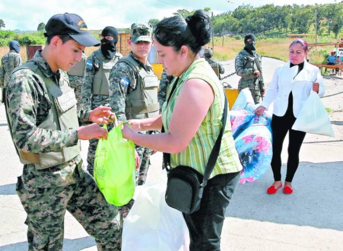 Honduras: Reos de la PN, solidarios con universitario recluido