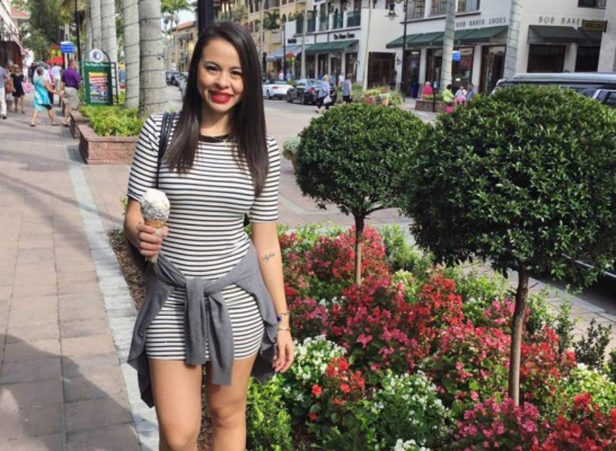 Lipstickfables genera controversia tras responderle a un chico en Twitter