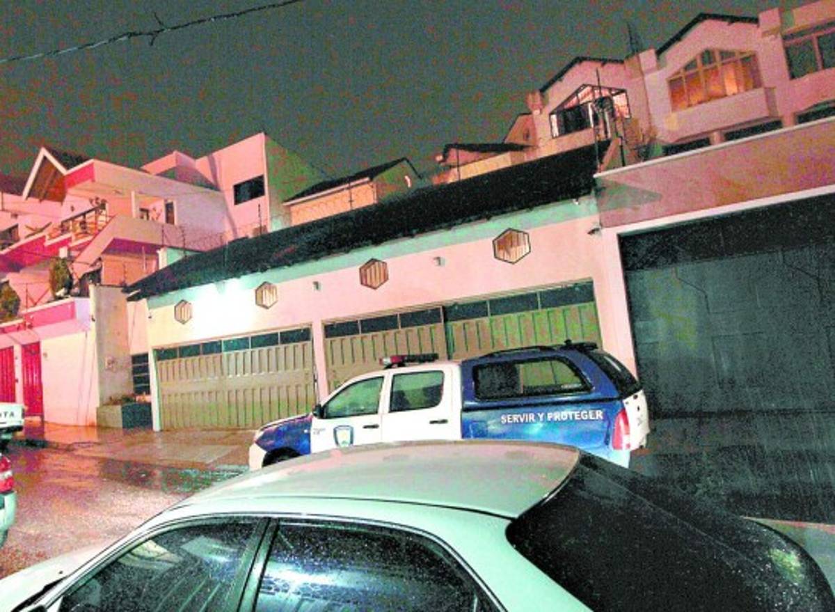 Esposo y padre de mujeres asesinadas sigue desaparecido