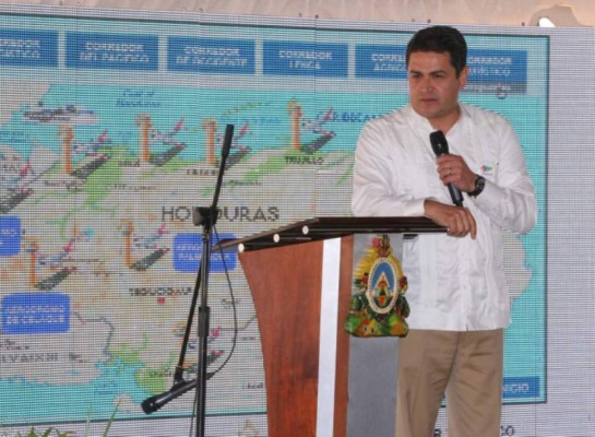 Presidente de Honduras asistirá a beatificación de monseñor Romero