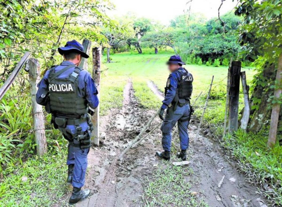 Coyotes usan trece 'aduanas privadas” para traficar con migrantes