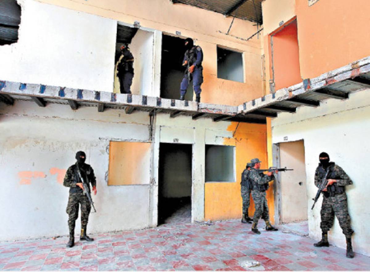 Honduras también tiene sus favelas y están provocando éxodo