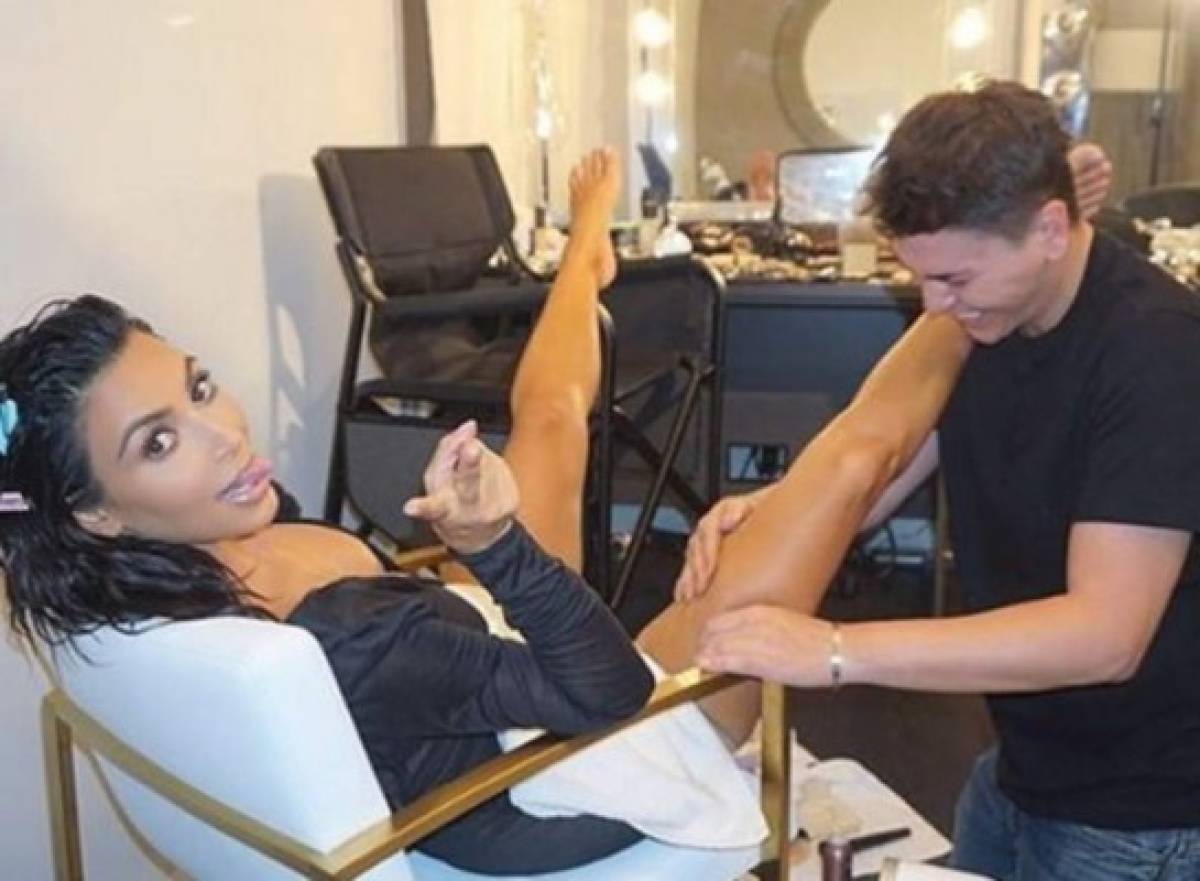 ¡Kim Kardashian también maquilla sus partes íntimas!