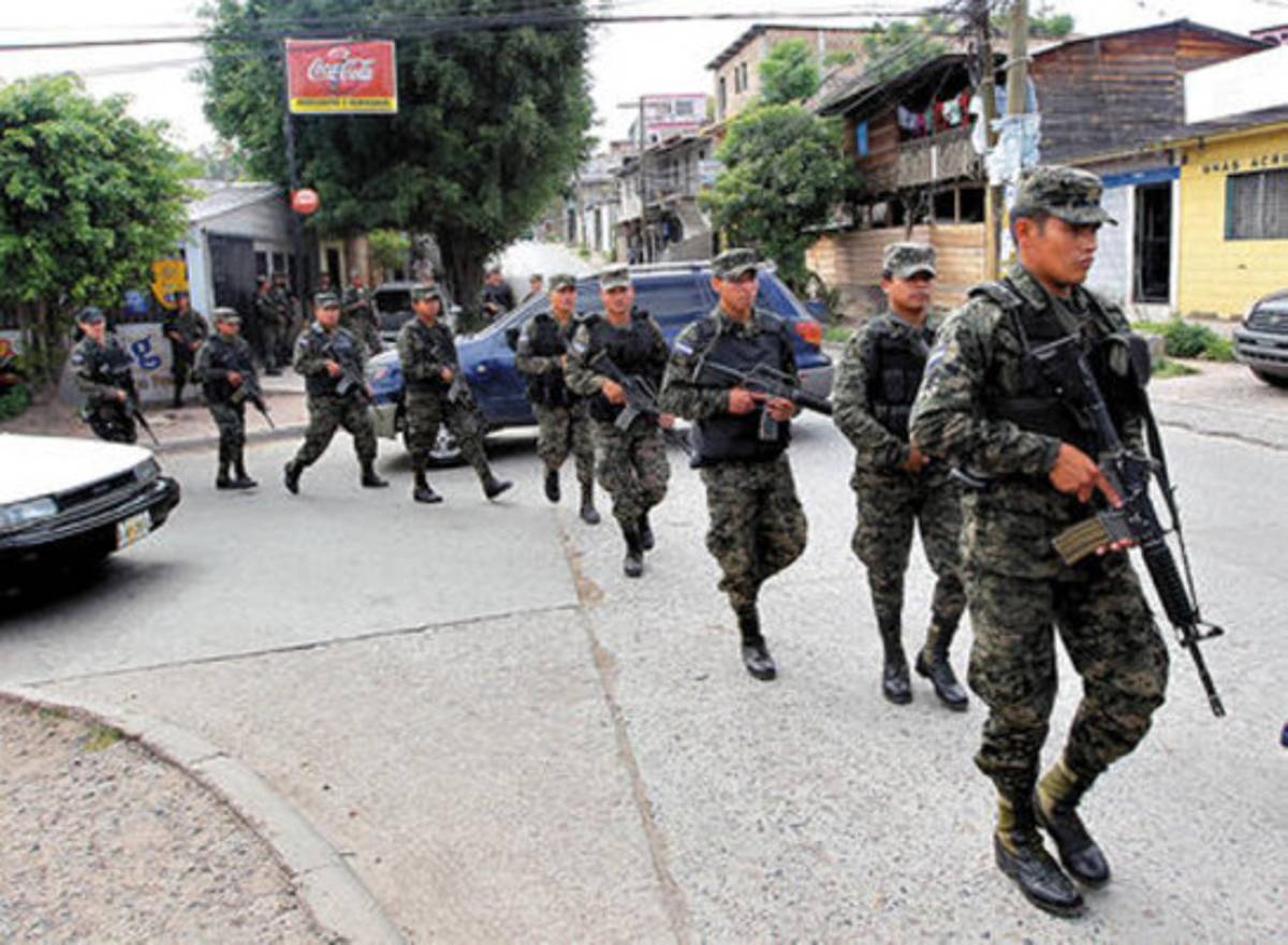 Policías militares estarán dispersos en 10 batallones