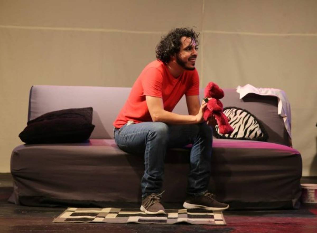 Luchas indistintas en 'La voz humana”