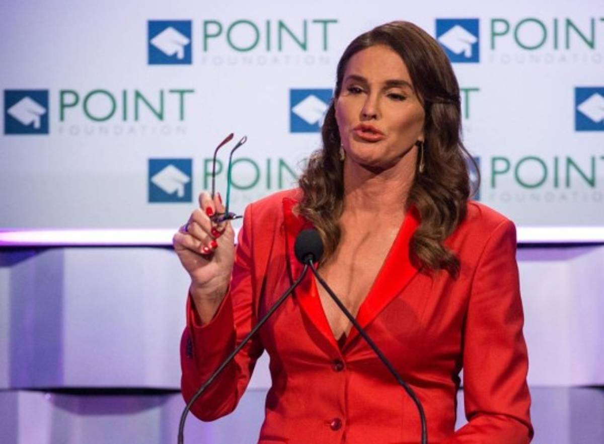 Jenner genera polémica entre comunidad transexual por preferencias políticas &nbsp;&nbsp;