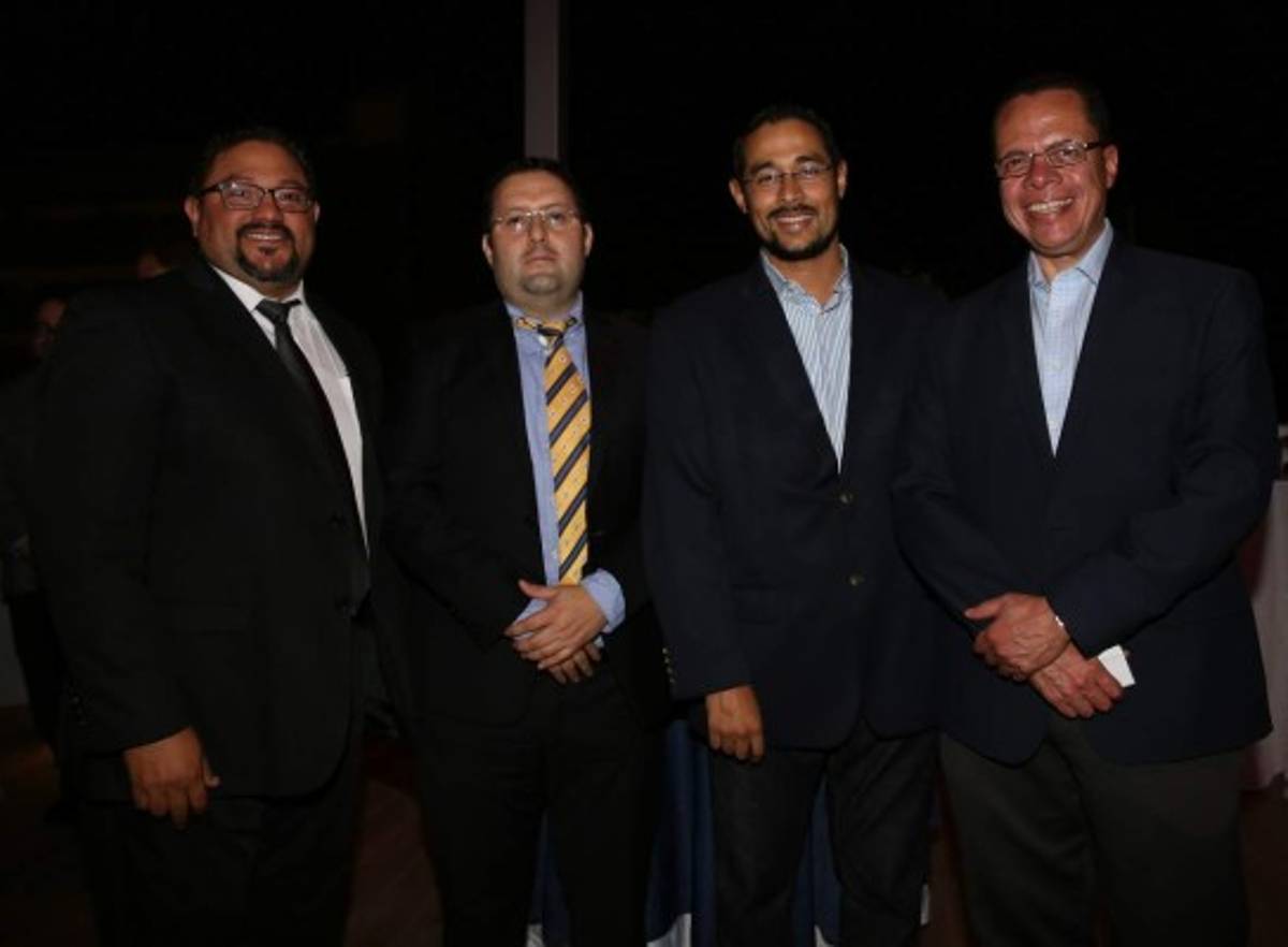 AmCham ofrece cóctel a misión comercial de EE UU