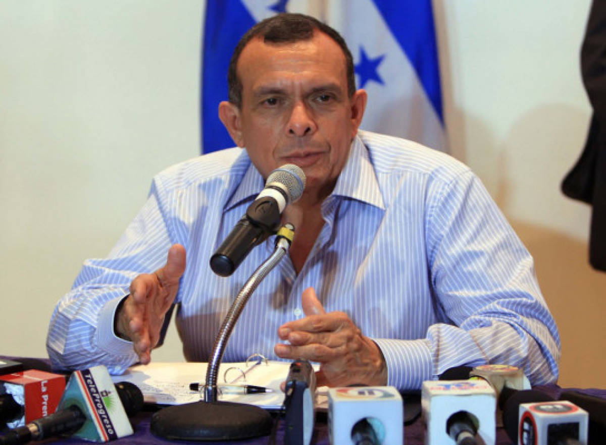 Presidente de Honduras justifica acercamiento con China continental