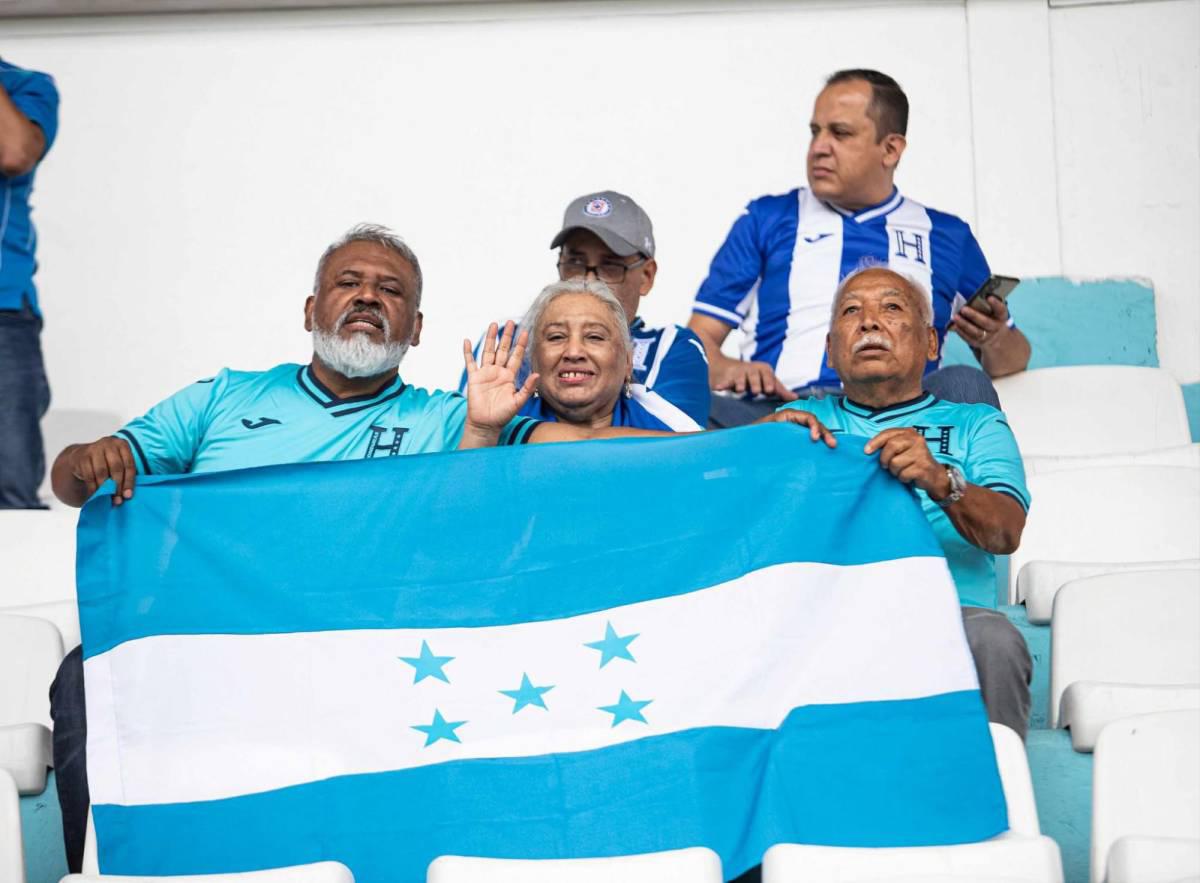 Periodista sorprende, petición a futbolista y respaldo total a la Selección de Honduras ante Haití