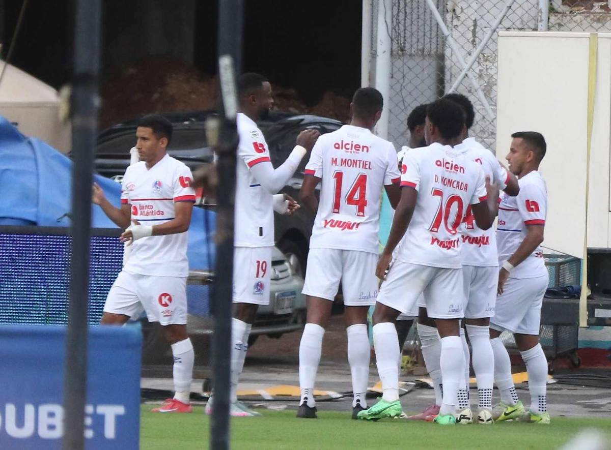 Juticalpa FC le tumba la racha a Olimpia, lindas chicas, resurgir de Elis y sorprende con gesto