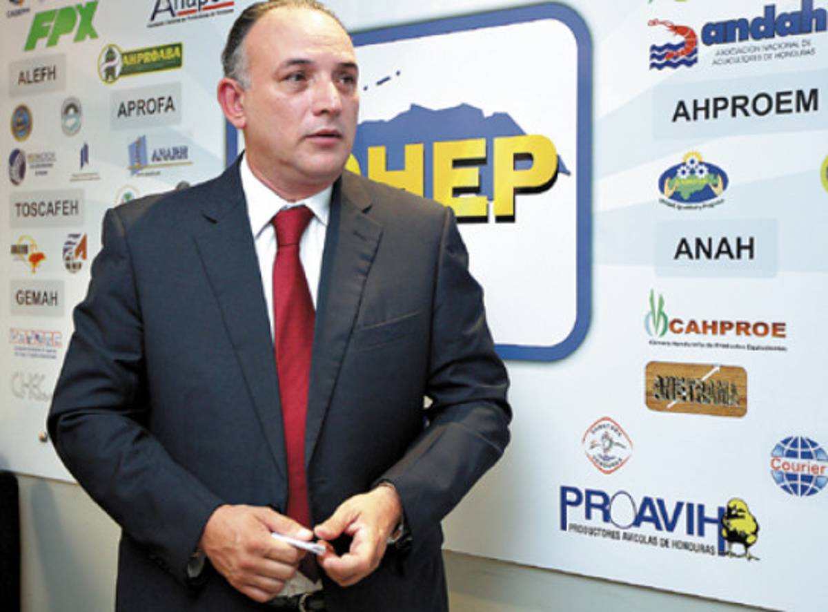 ENEE debe dar nombre de empresas morosas