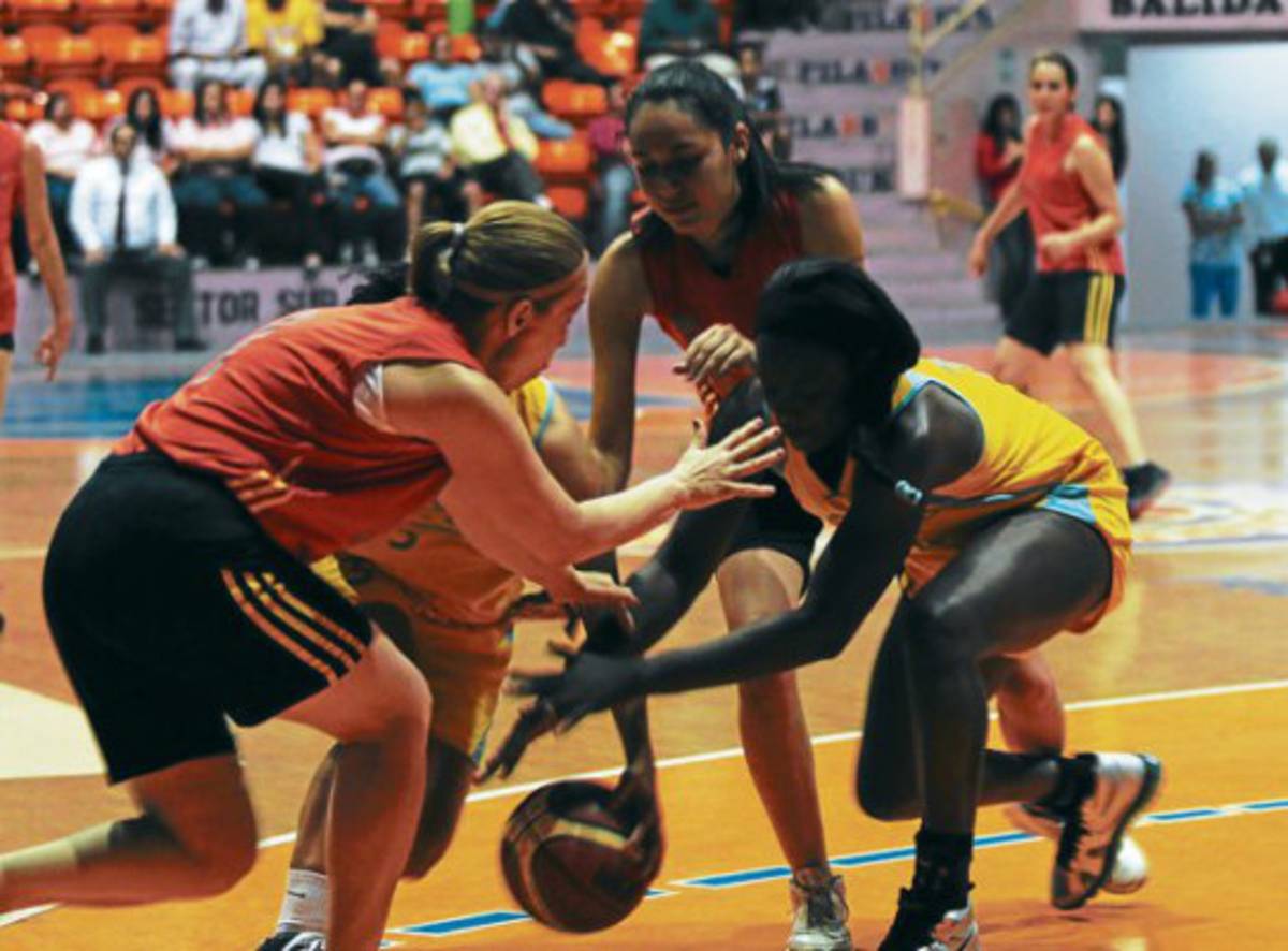 Vuelve la Liga Mayor Femenina de baloncesto