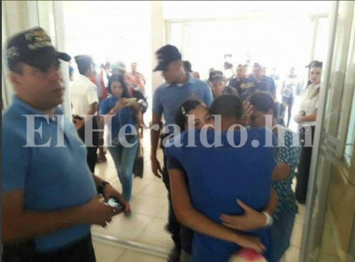 Roatán: Aparece adolescente que había permanecido extraviada por cuatro días