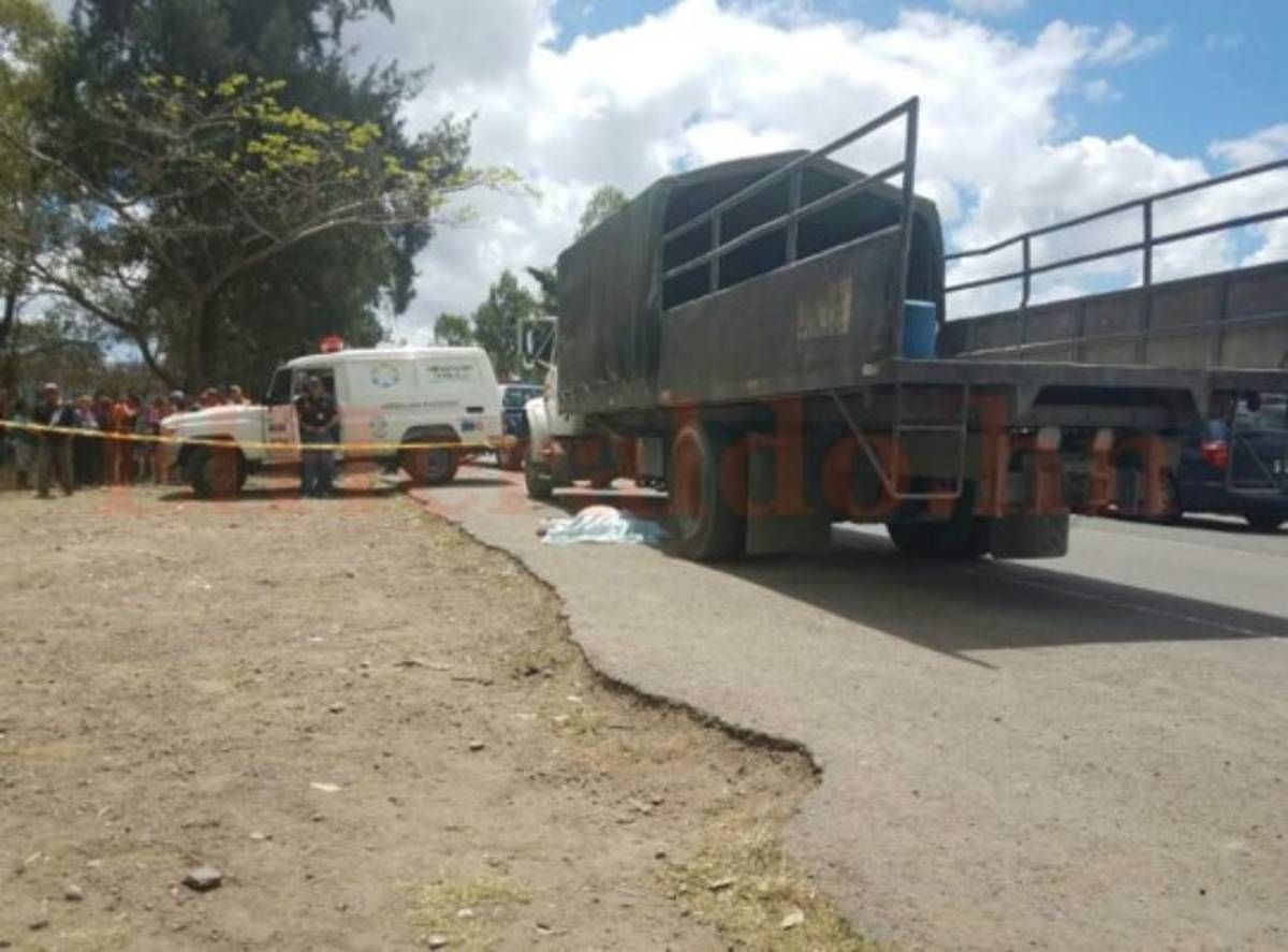 Honduras: Joven muere atropellado por un camión en El Tizatillo