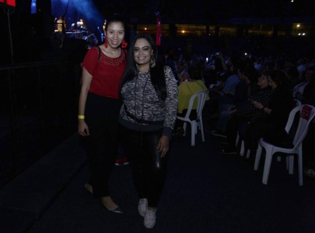 Perales se despidió a lo grande del público catracho