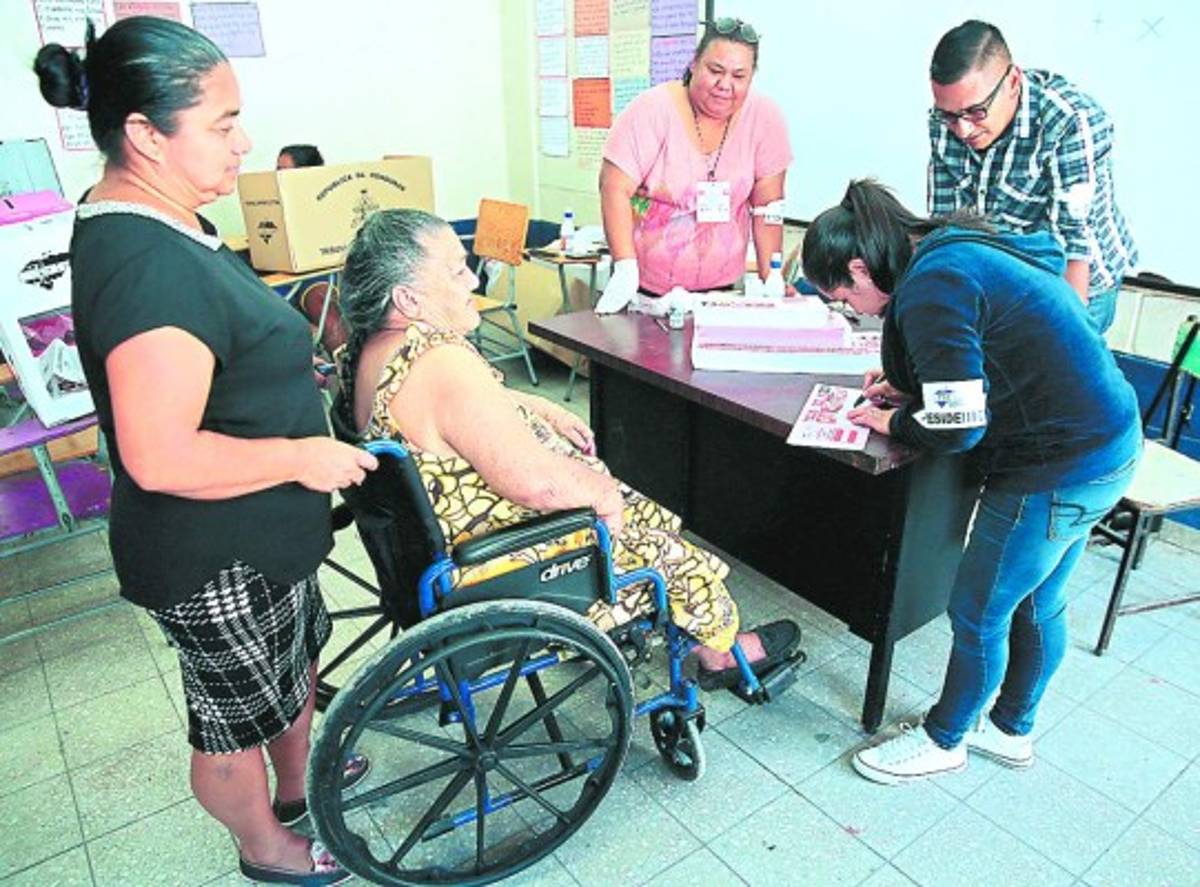 Voto duro predominó en las urnas de los liberales a nivel nacional
