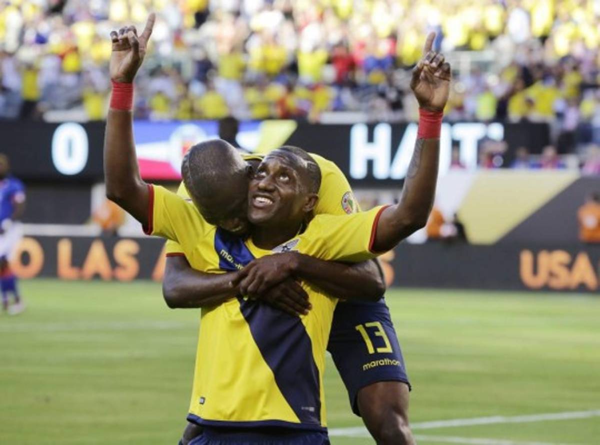 Ecuador golea 4-0 a Haití y avanza a cuartos de final de Copa América