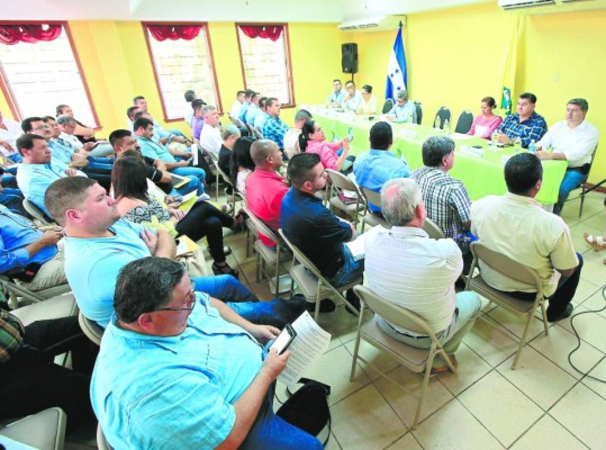 Honduras: Alcaldes urgen ratificar la Ley de Descentralización﻿