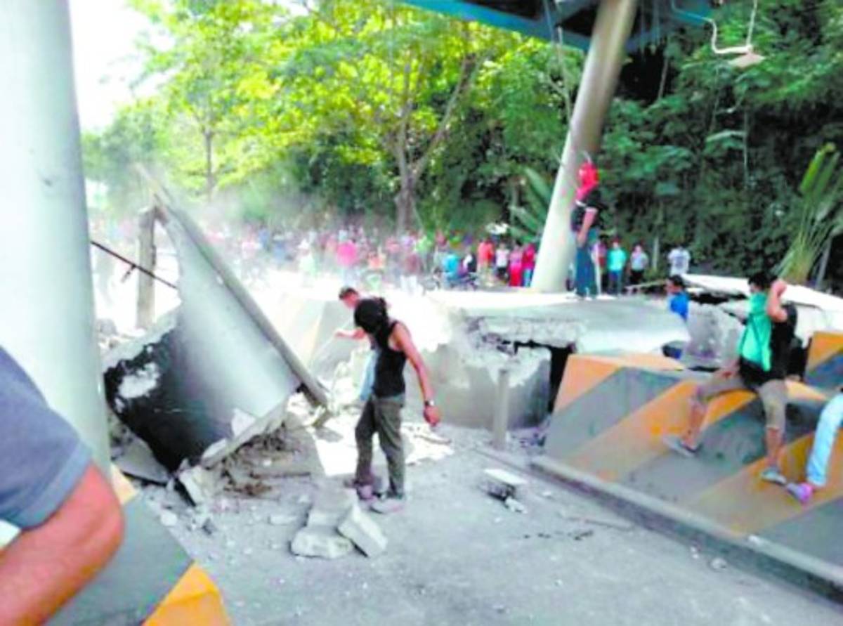 Destrucción, saqueos, quemas y tomas de la Alianza en el norte de Honduras