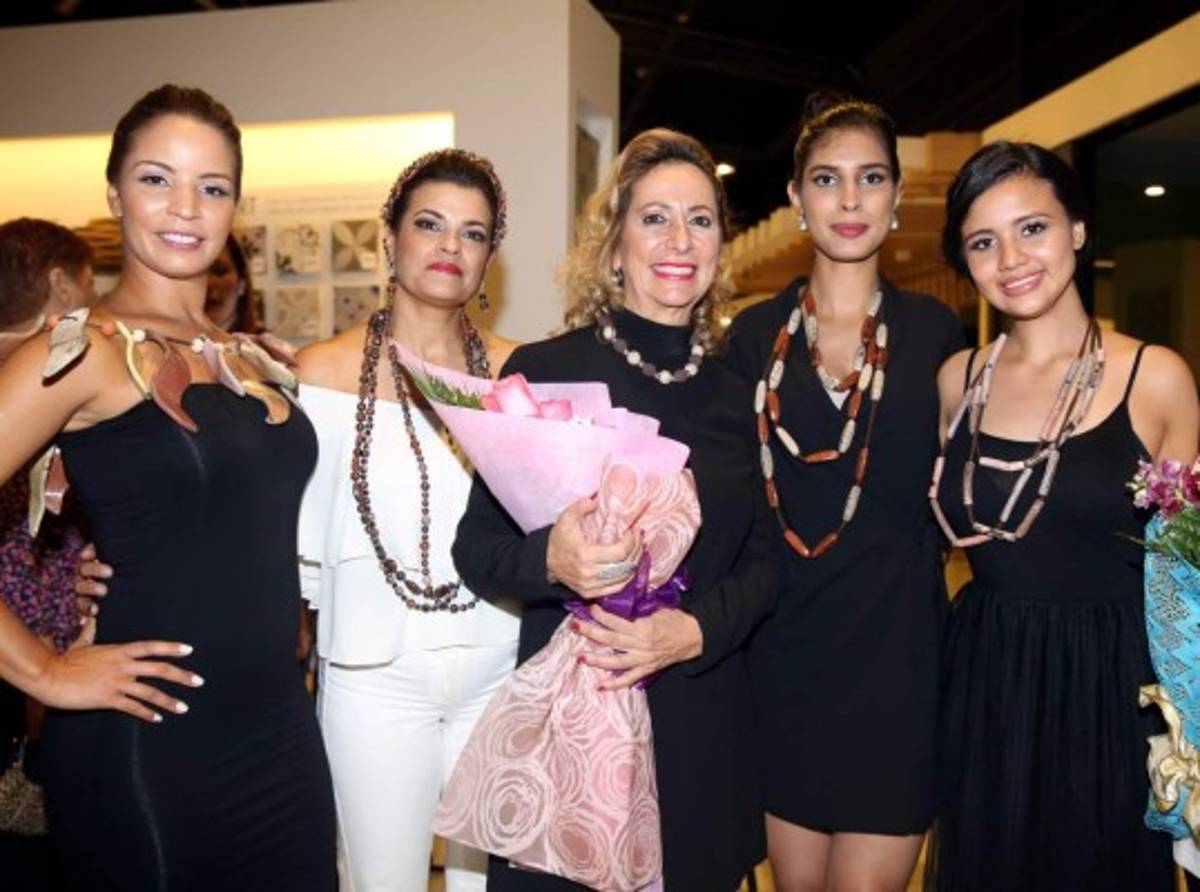 Lanzamiento de 'hebras vitales”