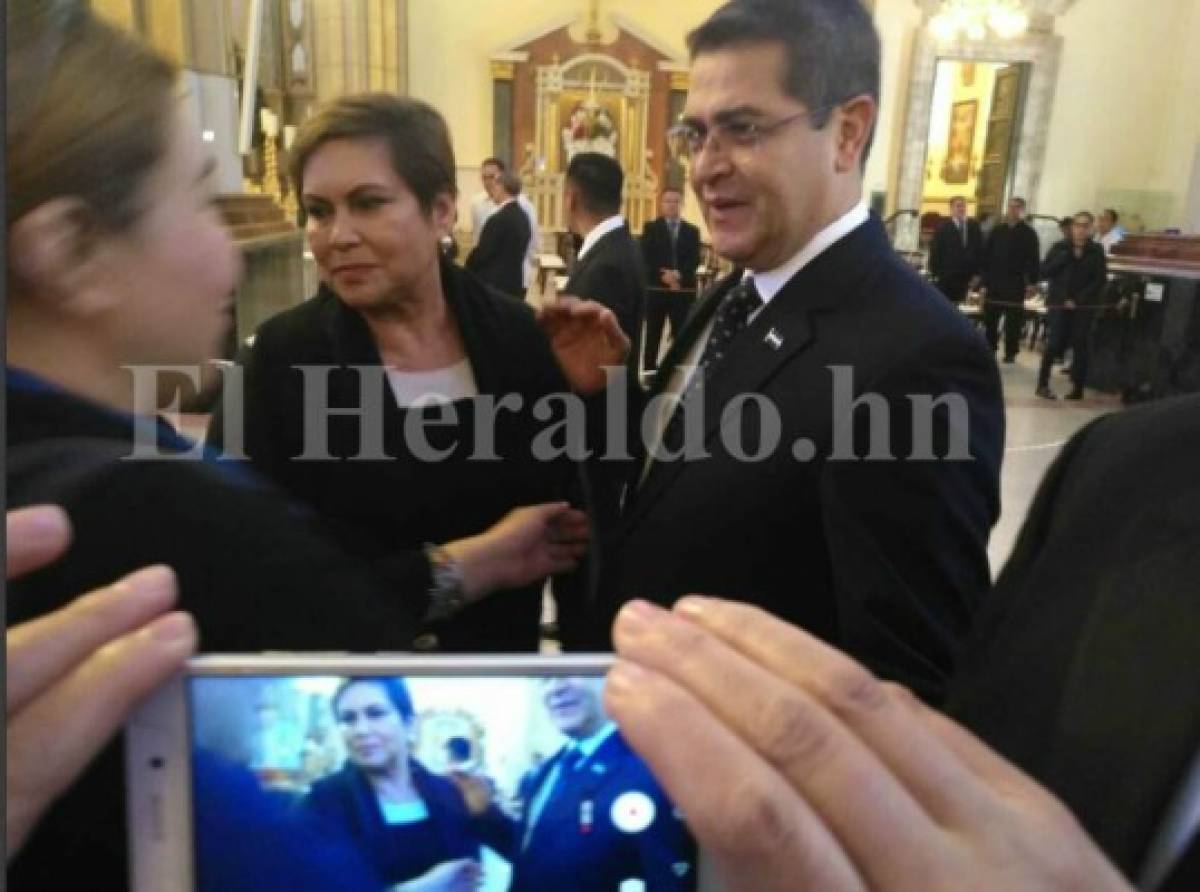 La primera reacción de Juan Orlando tras la muerte de su hermana Hilda Hernández