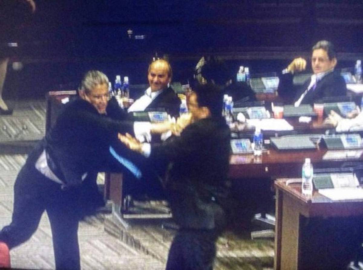 Diputado del Pac sobre Esdras: 'Le di 50 lempiras como premio a la agudeza'