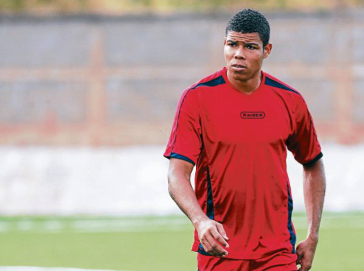 Necaxa sanciona por indisciplina a Shannon Welcome