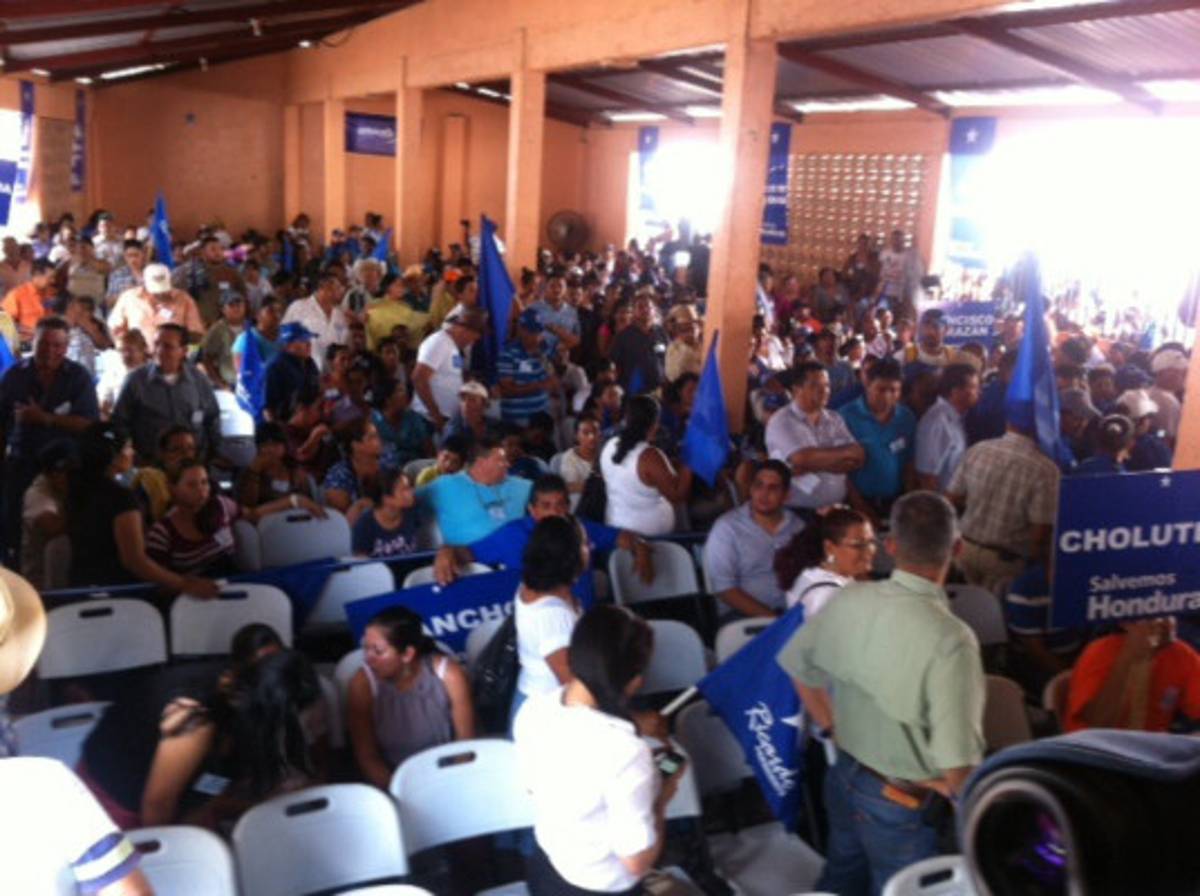 Ricardo se suma a JOH 'por amor a Honduras'