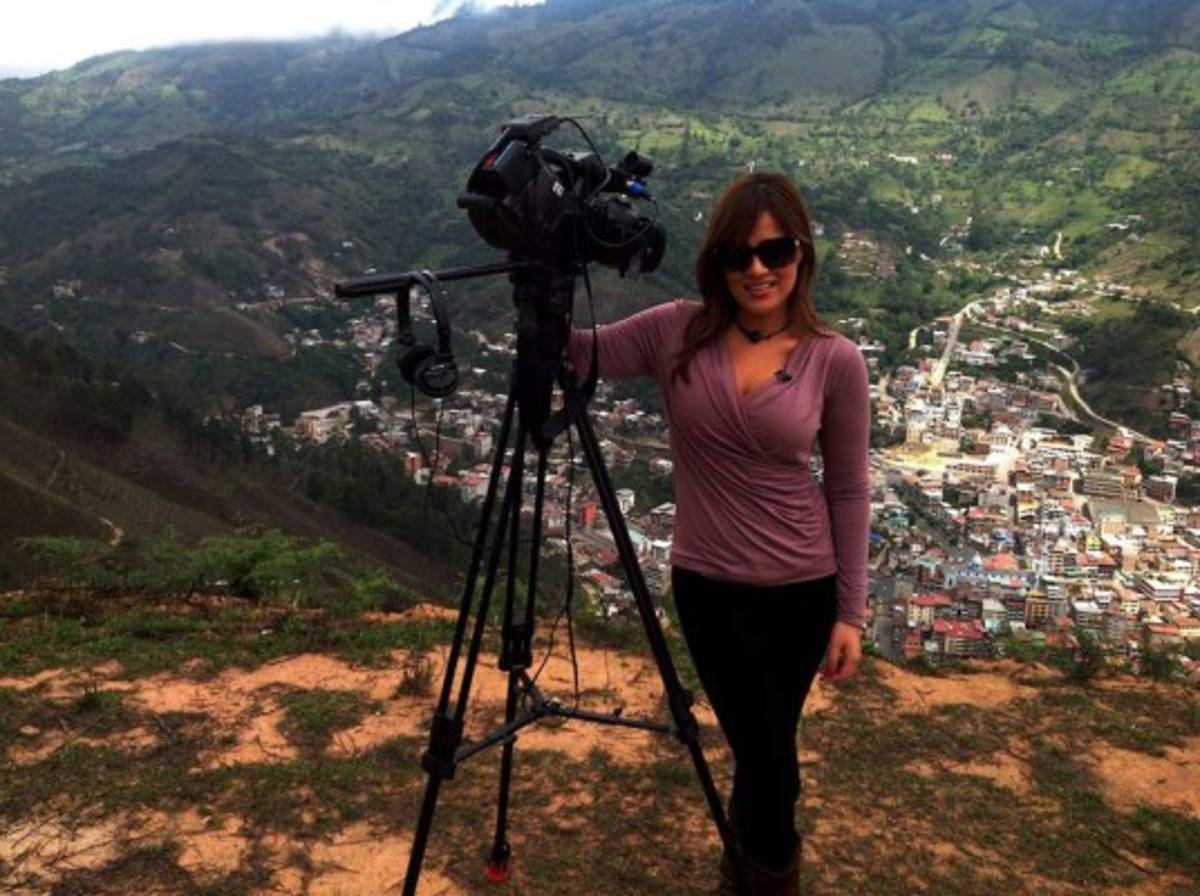 Periodista mexicana que fue despedida tras denunciar acoso, ahora trabaja de taxista