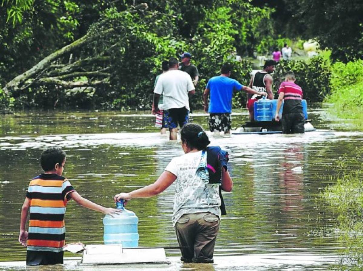 Fuertes lluvias desplazaron a 16,967 personas en Honduras en los últimos días