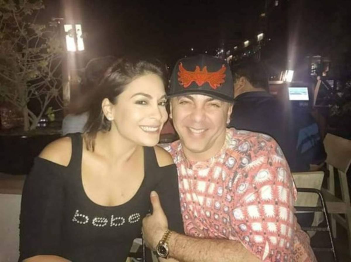 ¿Cristian Castro busca consuelo en una ex?