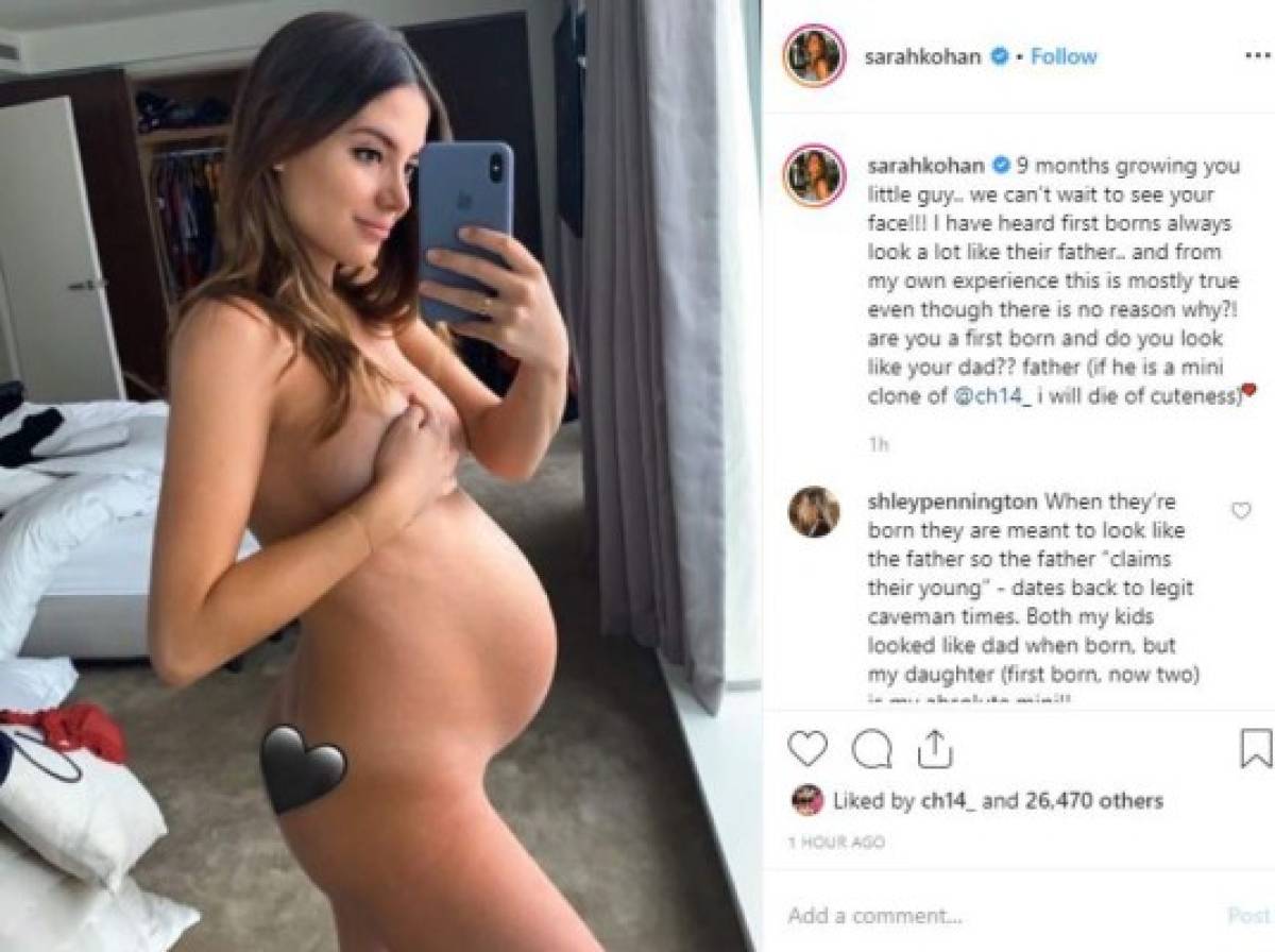 Esposa de Chicharito Hernández publica foto desnuda a los nueve meses de embarazo