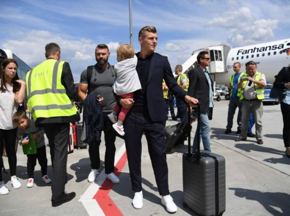 La selección alemana aterriza en Fráncfort tras su fracaso en Rusia 2018