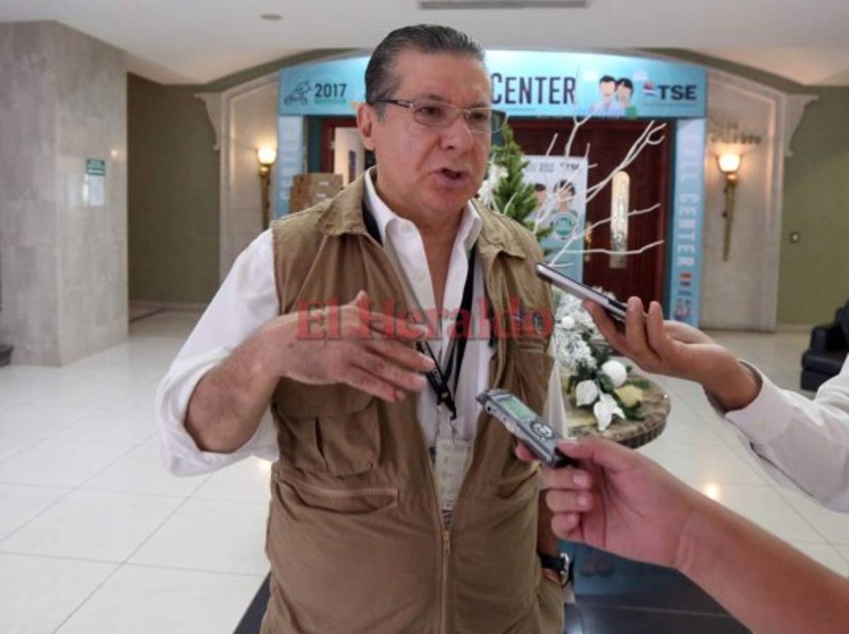 Tribunal Supremo Electoral anuncia que conteo de urnas concluirá la madrugada del jueves