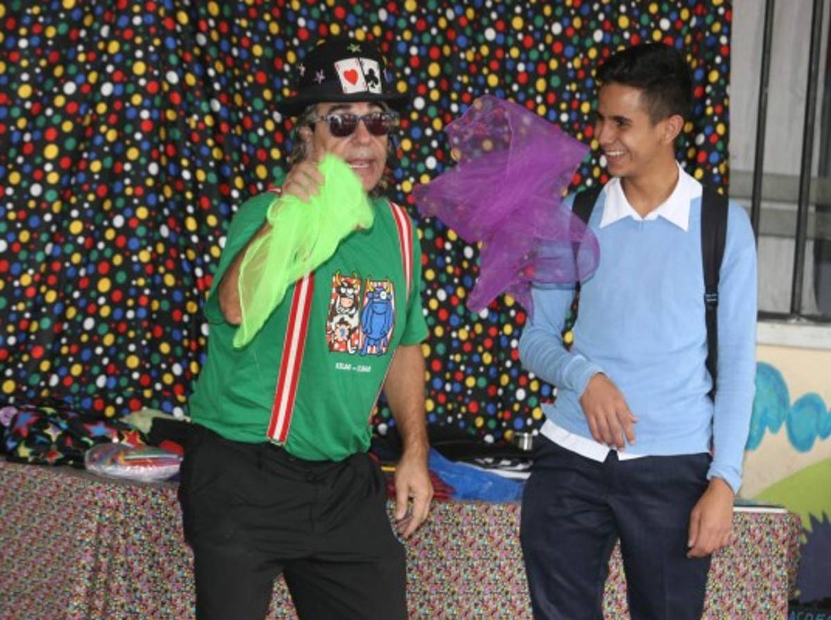 El CEB San Miguel de Heredia entrega juguetes a niños de escasos recursos