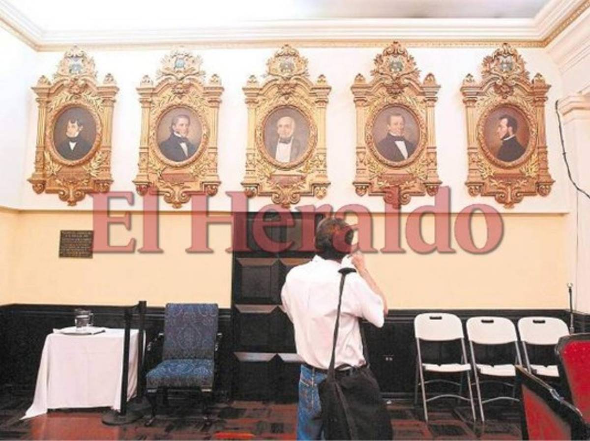 La patria está en deuda con los próceres