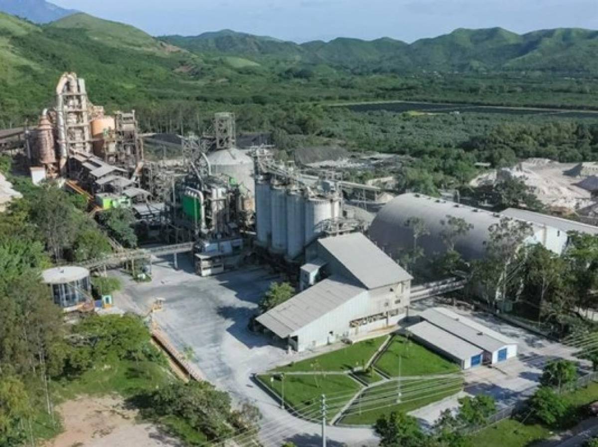 Planta Piedras Azules en la ciudad de Comayagua, donde se produce el cemento Argos.